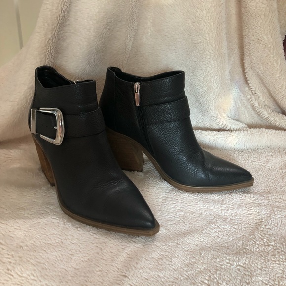 Vince Camuto Gidgey Bootie Black Fine grain leather Not in original box (8) - Picture 1 of 7